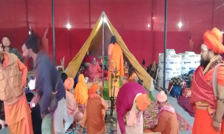 एकता का महाकुम्भ: महाकुम्भ में शैव, वैष्णव और उदासीन अखाड़ों में दिखा अनेकता में एकता का भाव