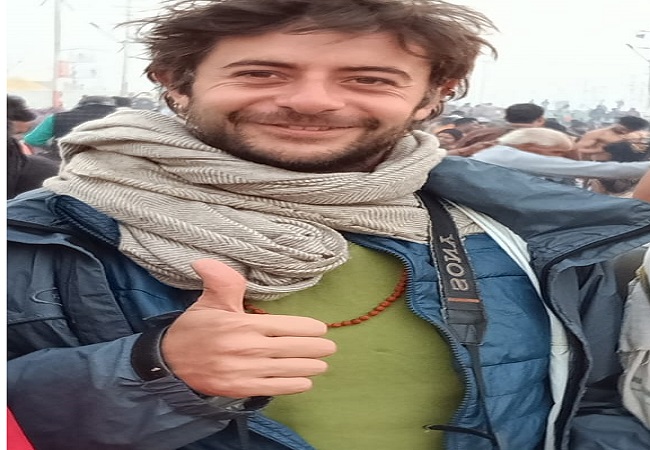 महाकुम्भ आए ‘हैरी पॉटर’ बोले अब जाकर जाना आखिर क्यों है भारत इतना महान