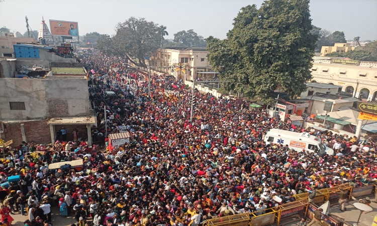 रामलला ने तोड़े पुराने रिकार्ड, 25 लाख श्रद्धालु पहुंचे अयोध्या