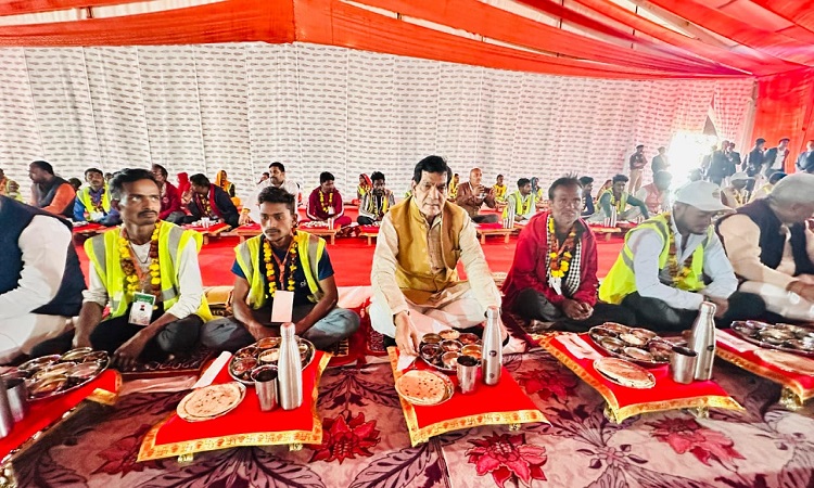 महाकुंभ की स्वच्छता, सफाई, लाइटिंग व अन्य व्यवस्थाओं से दुनिया अचंभित