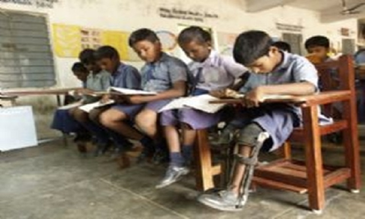 प्रदेश के हर दिव्यांग को आत्मनिर्भर बना रही योगी सरकार