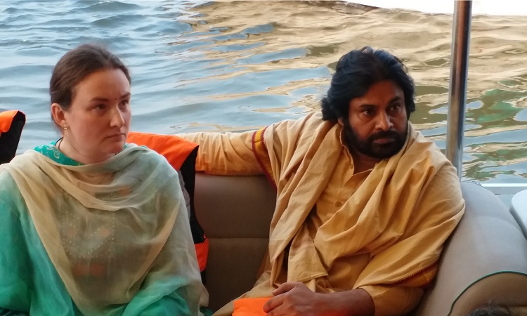 हम भाषा या संस्कृति के तौर पर अलग हो सकते हैं, मगर धर्म के रूप में एक हैं: पवन कल्याण