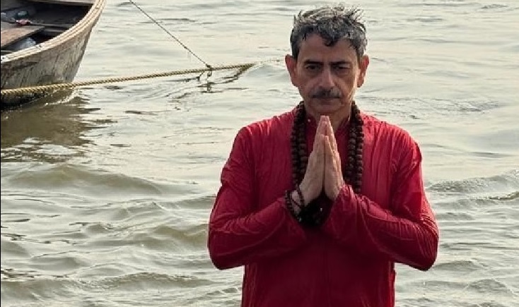 तमिलनाडु के राज्यपाल ने संगम में किया पुण्य स्नान, बोले- महाकुम्भ पूरे देश को एकता के सूत्र में पिरोता है