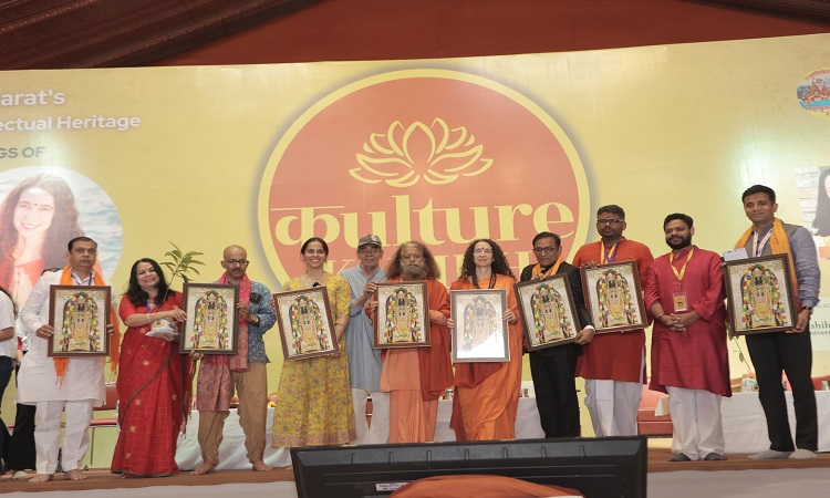 ‘कल्चर कुम्भ’ में दिखी महाकुम्भ की भव्यता