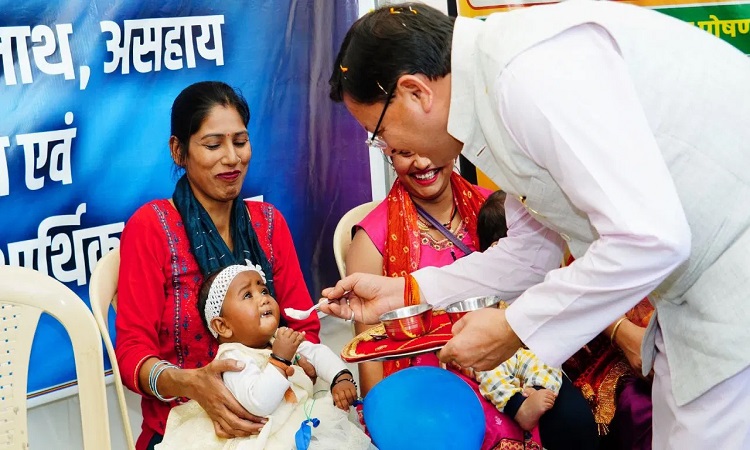 धामी सरकार के तीन साल पूरे, सीएम ने छात्रों-संविदाकर्मियों को दी 3 बड़ी सौगात