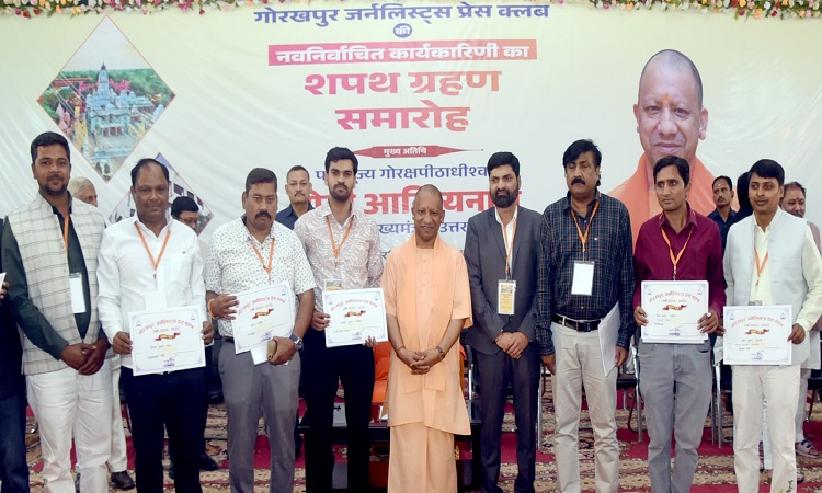 मीडिया की भूमिका और प्रासंगिकता को परिवर्तनशील माहौल में भी नहीं किया जा सकता कम: सीएम