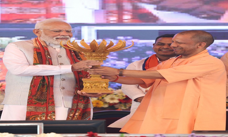 11 वर्षों में बदला काशी का कलेवर, इस नई काशी को देखने के लिए हर श्रद्धालु उतावलाः सीएम योगी