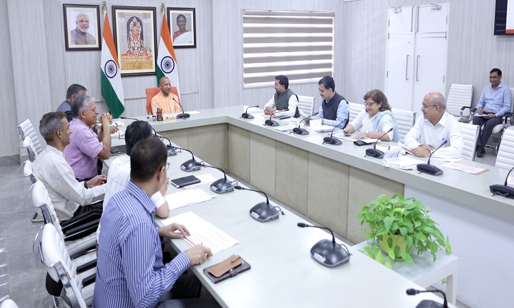 मदरसों को मान्यता देने से पहले कड़ाई से सुनिश्चित करायें अवस्थापना सम्बन्धी मानकों का अनुपालन: मुख्यमंत्री