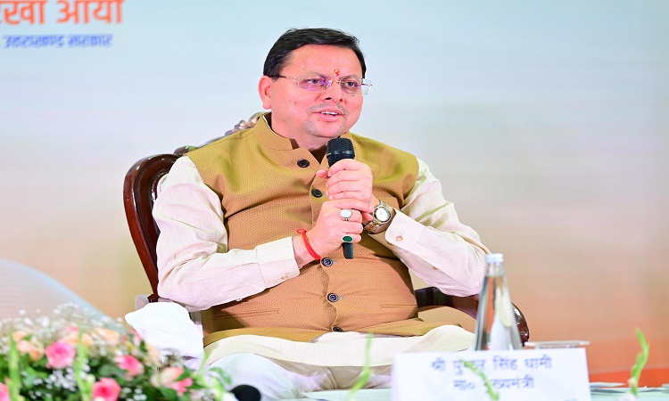 मुख्य सेवक संवाद के तहत युवक एवं महिला मंगल दलों के साथ मुख्यमंत्री ने किया संवाद