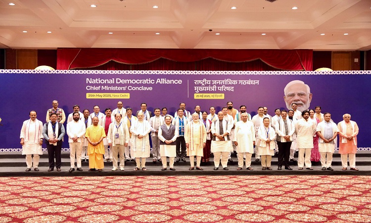 मुख्यमंत्री परिषद की बैठक में सीएम धामी ने उत्तराखण्ड में लागू यूसीसी पर प्रस्तुतिकरण दिया