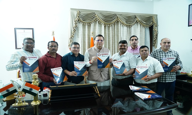 जनतांत्रिक व्यवस्था में पत्रकारिता को चतुर्थ स्तंभ के रूप में गौरवशाली स्थान प्राप्त: सीएम धामी