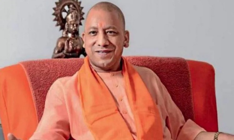 दलित युवाओं के सपनों को पंख दे रही योगी सरकार, बन रहे अधिकारी
