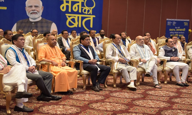 पीएम ने की यूपी के रिकॉर्ड ब्रेकर खिलाड़ियों और हनी उद्यमियों की प्रशंसा