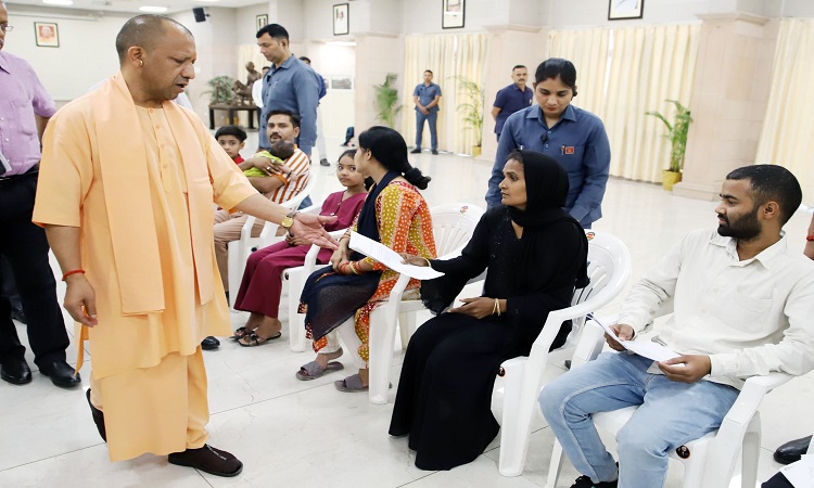 हर चेहरे पर खुशहाली सरकार की प्राथमिकताः मुख्यमंत्री