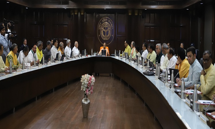 योगी कैबिनेट ने ऑपरेशन सिंदूर के लिए पीएम और भारतीय सेनाओं के प्रति जताया आभार