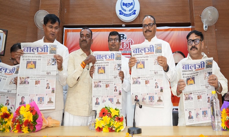अपने देश में अखबार का इतिहास बहुत पुराना है: ब्रजेश पाठक