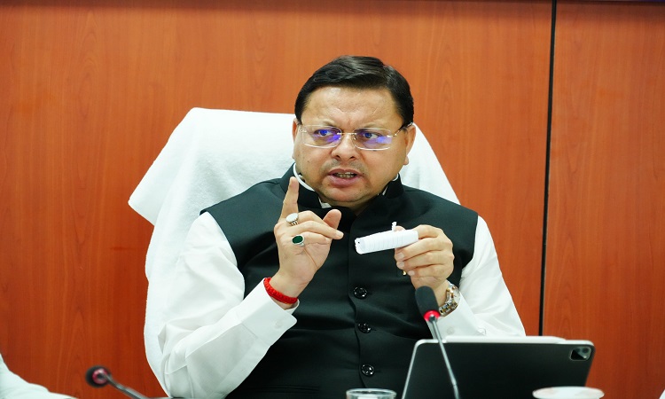 अत्यधिक बारिश या भूस्खलन के चलते चारधाम यात्रियों को सुरक्षित स्थानों पर रोका जाए: धामी