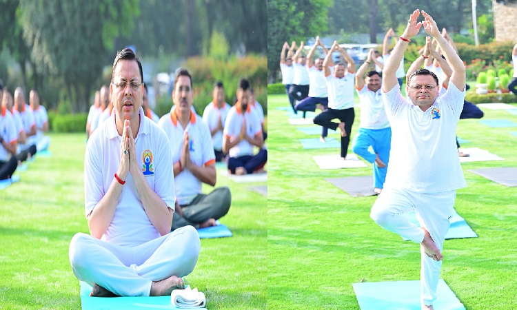 सीएम धामी ने अधिकारियों और कर्मचारियों संग किया योग अभ्यास