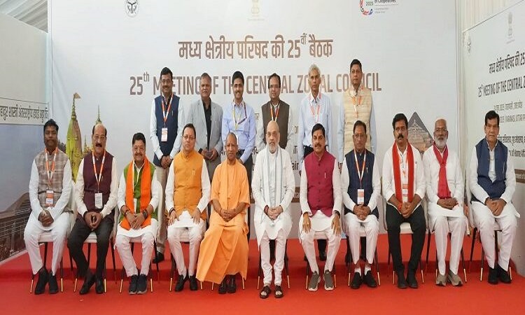 सीमावर्ती क्षेत्रों में सड़क व संचार सुविधाओं के विस्तार किया जाना जरूरी : मुख्यमंत्री