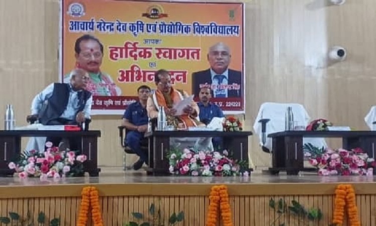 बिहार के उप मुख्यमंत्री ने अयोध्या में किसानों से किया संवाद