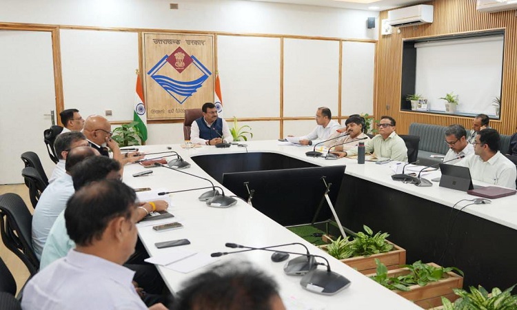 मुख्य सचिव ने परिवहन विभाग की समीक्षा के दौरान एएनपीआर कैमरों को बढ़ाए जाने के निर्देश दिए
