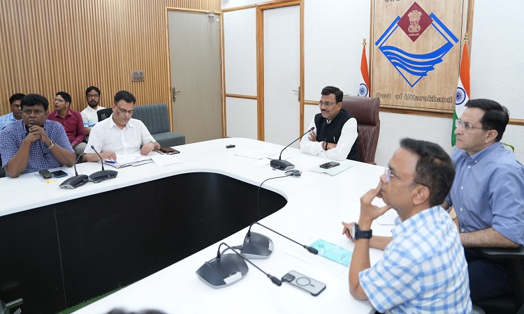 आनन्द बर्द्धन ने कुंभ मेले की तैयारियों के संबंध में बैठक की, अधिकारियों को दिए निर्देश