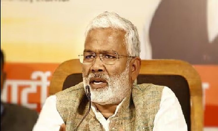 सनातन आस्था का अपमान सपा की पहचान: स्वतंत्र देव सिंह