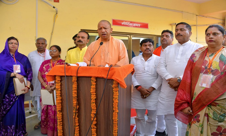चंदौली को मिलेगा गंगा एक्सप्रेसवे का लाभ, दो एक्सप्रेसवे के साथ जुड़ेगा जनपदः सीएम योगी