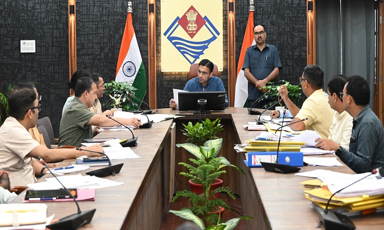 मुआवजा वितरण, संपत्ति मूल्यांकन, क्षति गणना हो जानी चाहिए 15 सितंबर तक पूर्णः- डीएम