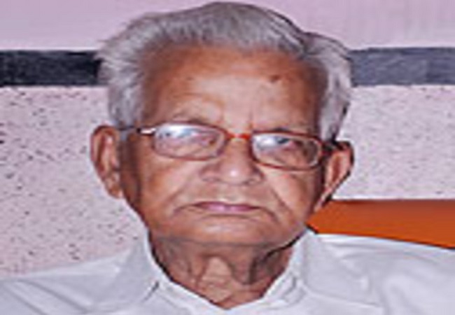 पंचतत्व में विलीन हुए प्रो. यूपी सिंह, मुख्यमंत्री ने दी श्रद्धांजलि