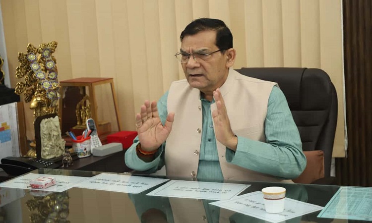 एके शर्मा ने छठ पर्व के दृष्टिगत प्रदेश के सभी नगरीय निकायों के साथ वर्चुअल समीक्षा बैठक की