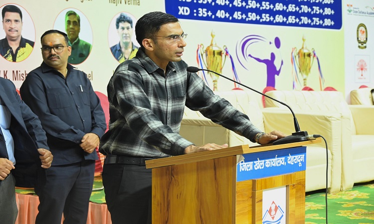 DM सविन बंसल ने 4 वीं मास्टर्स बैडमिंटन प्रतियोगिता का किया उद्घाटन