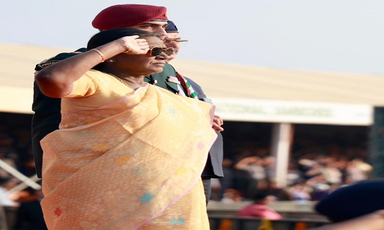 एक सशक्त व्यक्ति अनेक सशक्त व समृद्ध व्यक्तियों का कर सकता है निर्माण: राष्ट्रपति