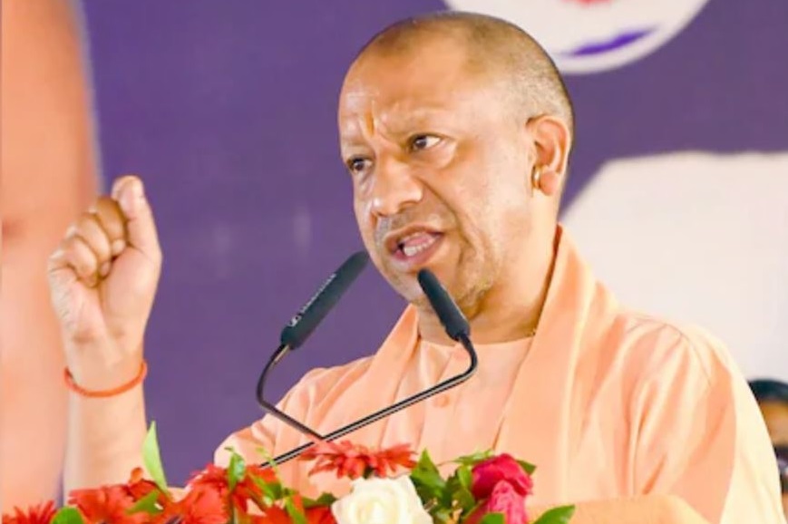 कलंकित व काले अतीत के लोग विश्वास लायक नहींः सीएम योगी