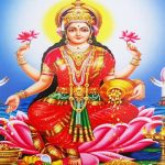 मां लक्ष्मी को नाराज करती हैं आपकी ये आदतें, बना सकती हैं कंगाल