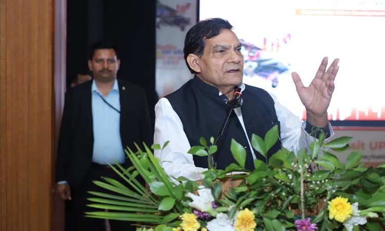 विकसित भारत 2047 के लक्ष्य में उत्तर प्रदेश अग्रणी भूमिका निभाने की क्षमता रखता है: एके शर्मा