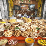 मंदिर में भोग लगाते समय इन नियमों का करें पालन, भगवान होंगे प्रसन्न