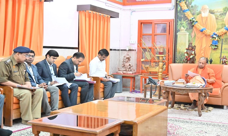 20 दिसंबर तक पूर्ण कर लें खिचड़ी मेले से जुड़े सभी कार्य : मुख्यमंत्री योगी आदित्यनाथ