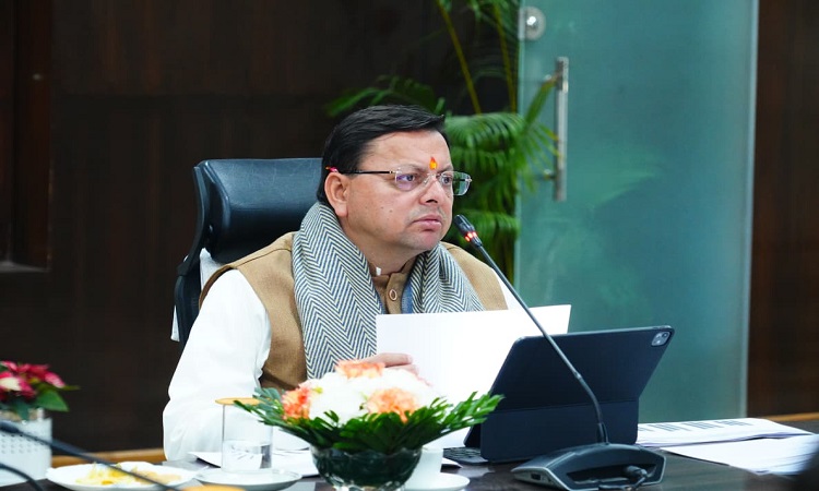 राजस्व बढ़ाएं और बाहरी वाहनों से वसूलें ग्रीन सेस: सीएम