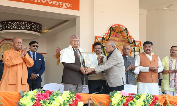 अंग्रेज़ी शासन के बीच भारतीय संस्कारों पर आधारित शिक्षा संस्थान बनाना ही सच्ची राष्ट्रसेवा है: लेफ्टिनेंट जनरल योगेंद्र डिमरी (से.नि.)