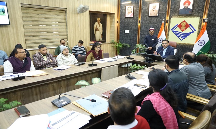 प्रस्तावित देहरादून-हरिद्वार एक्सप्रेसवे सुधार और अतिक्रमण हटाने के लिए त्वरित कार्रवाई करें-डीएम