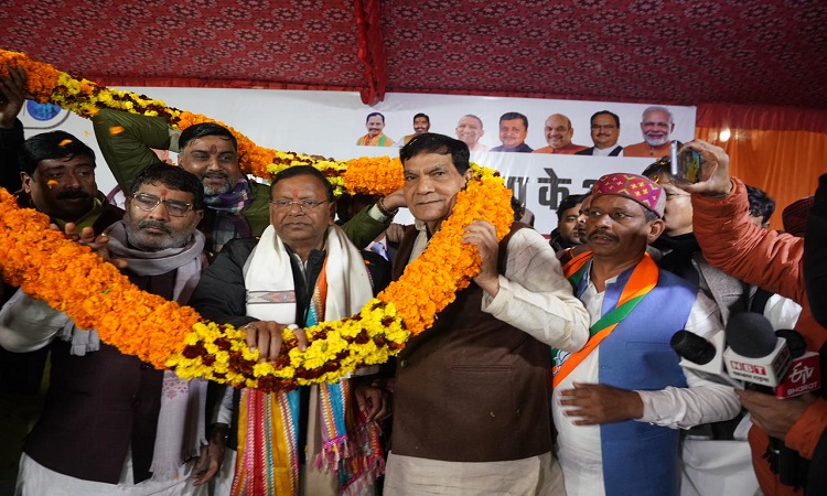 2027 में प्रचंड बहुमत तय, कार्यकर्ता ही हमारी सबसे बड़ी ताकत : एके शर्मा