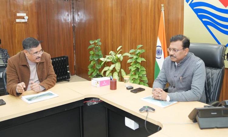 मुख्य सचिव ने निर्माणाधीन जमरानी एवं सौंग बांध परियोजनाओं की समीक्षा की