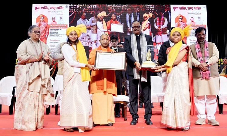 स्वामी जी ने कहा था…”चरित्र जेंटलमैन बनाता है”: पाठक