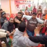 कांग्रेस की बैठक बनी अखाड़ा, मीटिंग में जमकर चले लात घूंसे