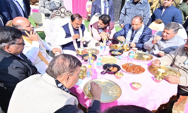 बिहार-पूर्वांचल-मिथिलांचल स्नेह मिलन समारोह: पूर्व से पश्चिम तक एकजुटता का प्रतीक – केशव प्रसाद मौर्य