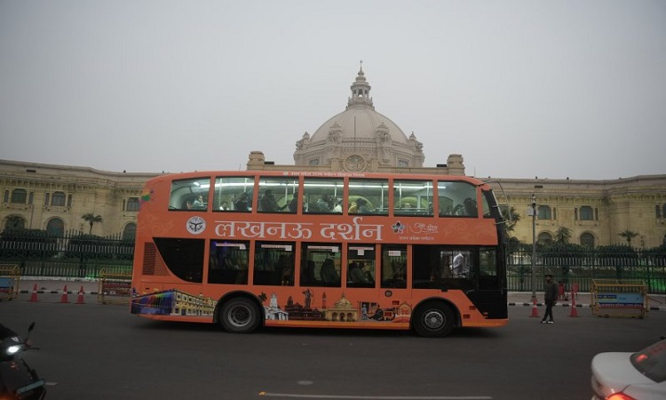 सफल मॉक ड्रिल के बाद 7 जनवरी से “लखनऊ दर्शन” इलेक्ट्रिक डबल डेकर बस से सिटी टूर शुरू