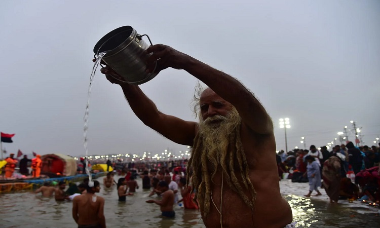 प्रयागराज माघ मेले में कला संगम का शुभारंभ, लोक-शास्त्रीय प्रस्तुतियों से सजा संगम तट