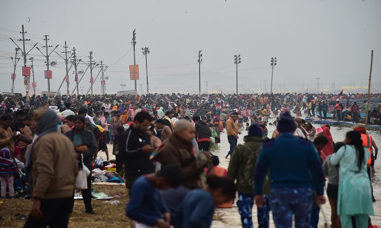 पौष पूर्णिमा स्नान पर्व के साथ माघ मेला का भव्य शुभारंभ