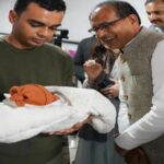 घर आई ‘लाडली लक्ष्मी’…  ‘मामा’ के घर गूंजी किलकारी, बड़ी बहू ने दिया बेटी को जन्म